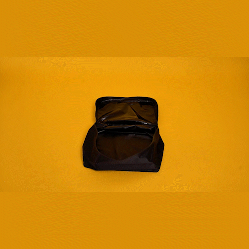 Vacuum Compression Bags with Tracker & Wireless Pump